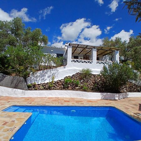 Cortijo Tipico Andaluz En La Sierra Cerca De Frigiliana De Nerja Y De Las Playas Exterior foto