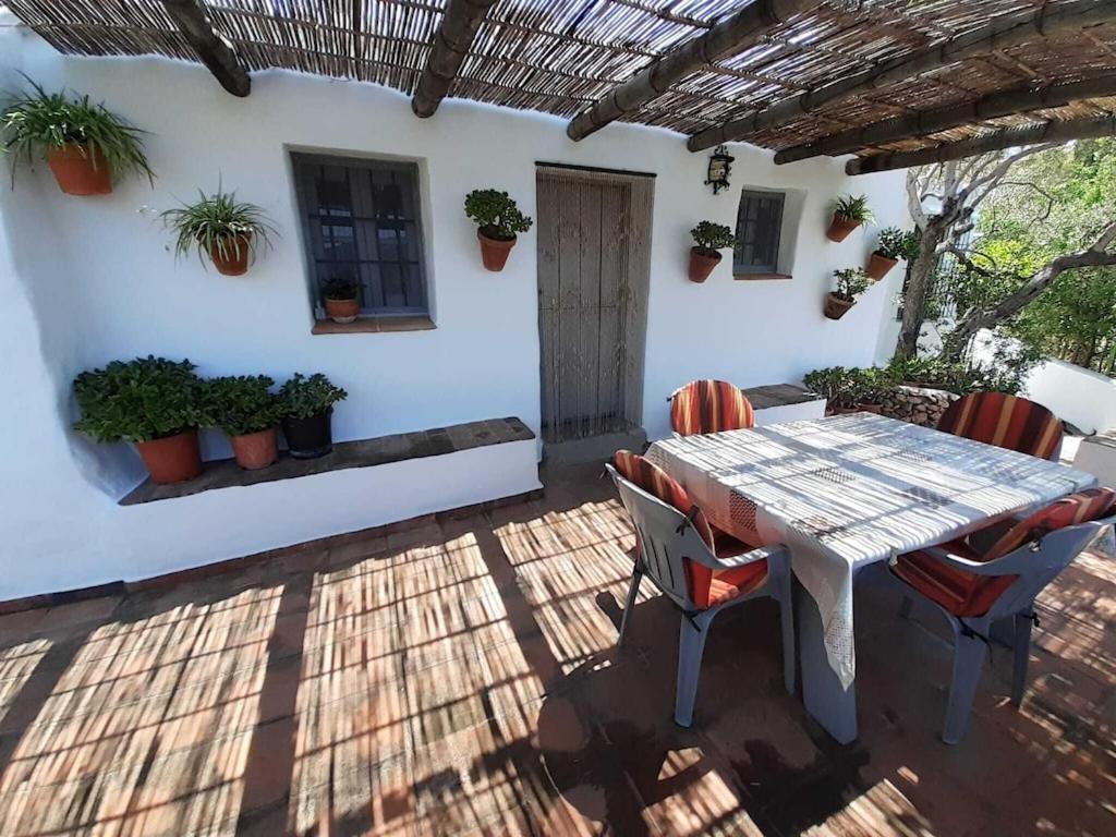 Cortijo Tipico Andaluz En La Sierra Cerca De Frigiliana De Nerja Y De Las Playas Exterior foto