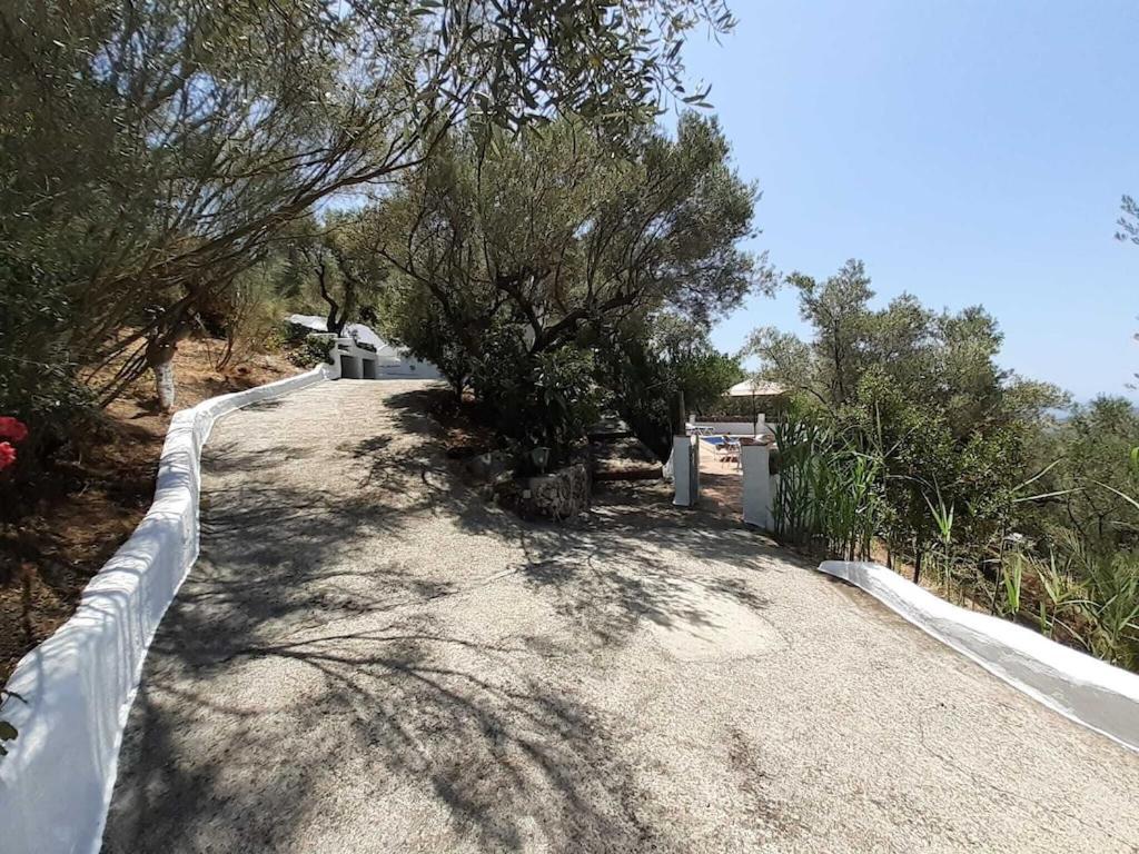 Cortijo Tipico Andaluz En La Sierra Cerca De Frigiliana De Nerja Y De Las Playas Exterior foto