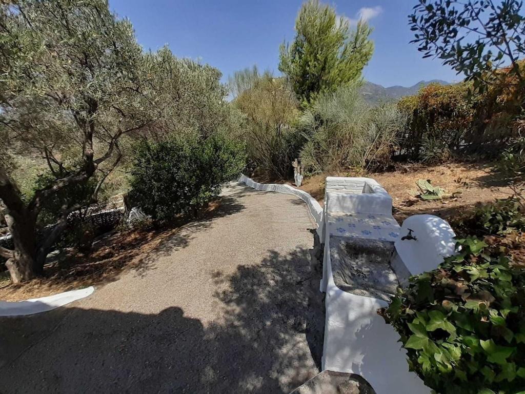 Cortijo Tipico Andaluz En La Sierra Cerca De Frigiliana De Nerja Y De Las Playas Exterior foto