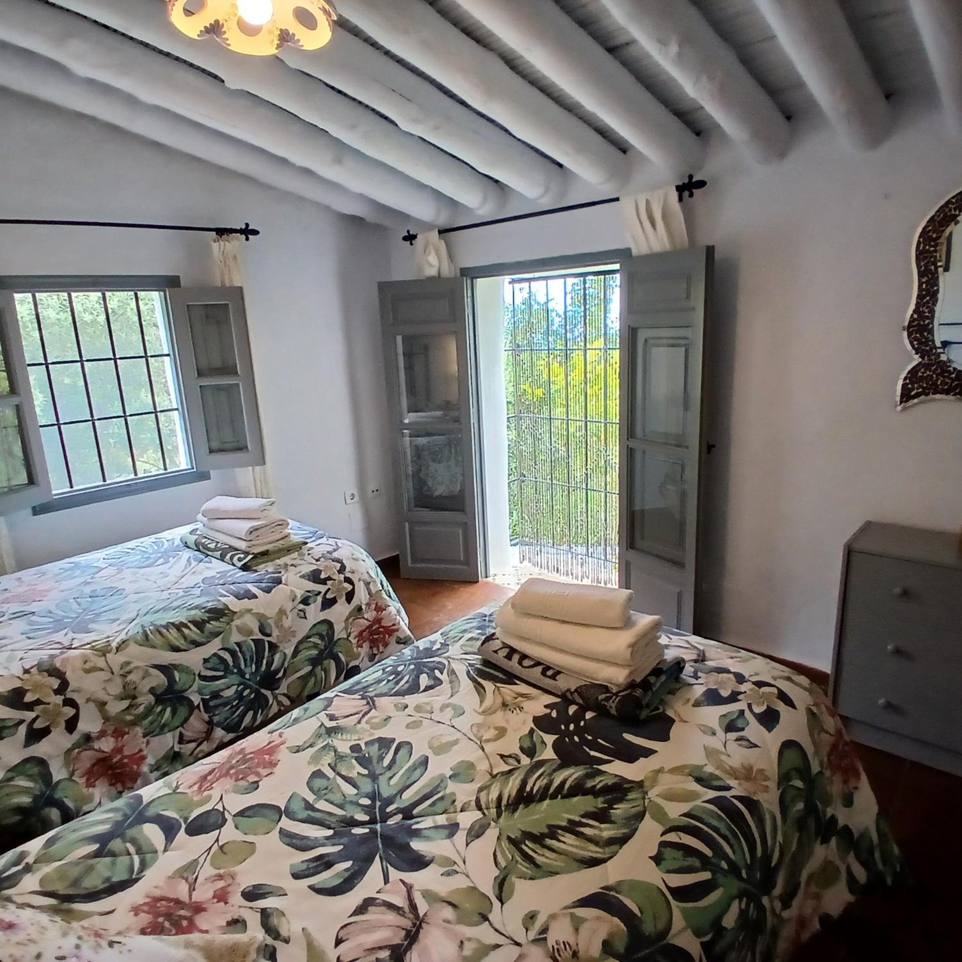 Cortijo Tipico Andaluz En La Sierra Cerca De Frigiliana De Nerja Y De Las Playas Habitación foto