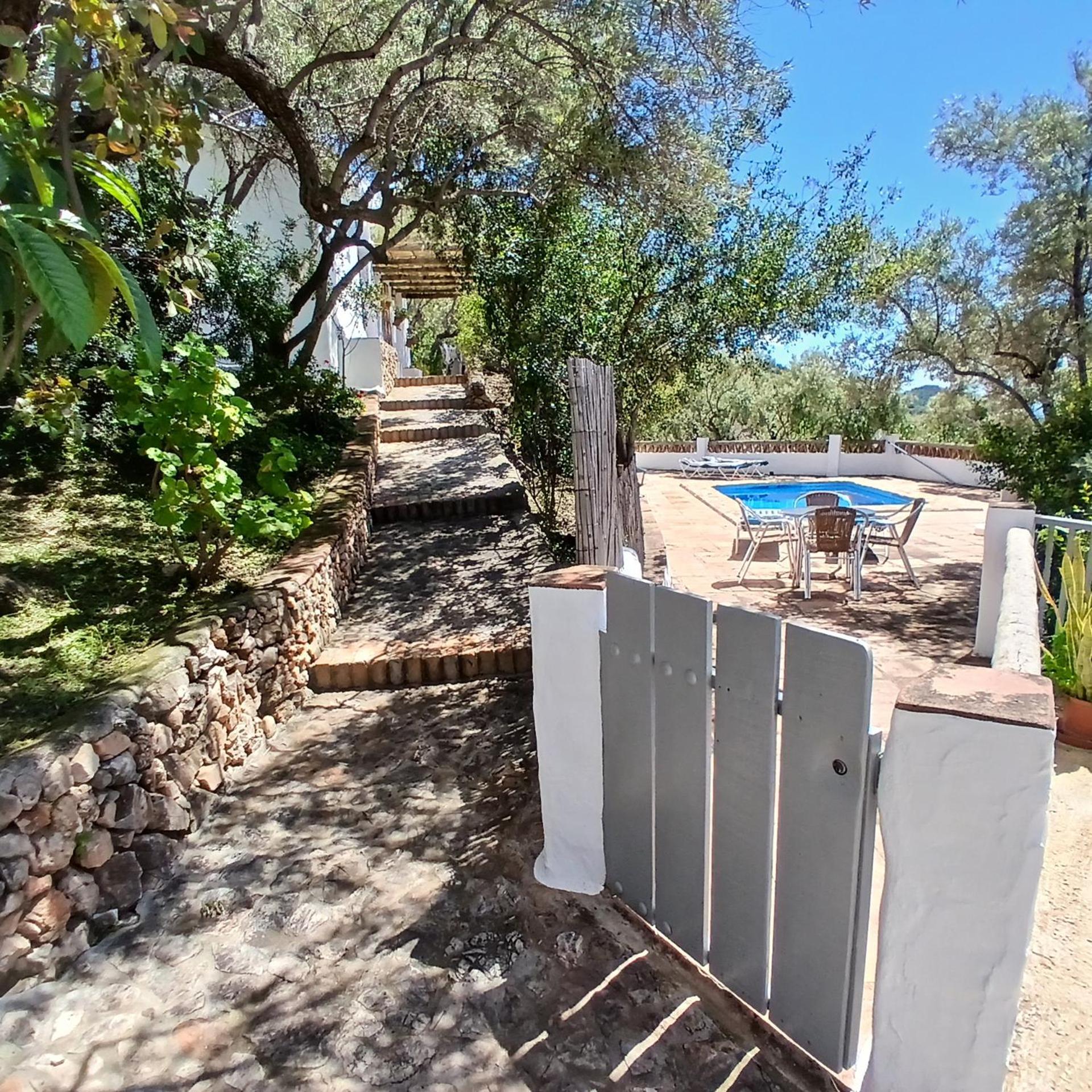 Cortijo Tipico Andaluz En La Sierra Cerca De Frigiliana De Nerja Y De Las Playas Exterior foto