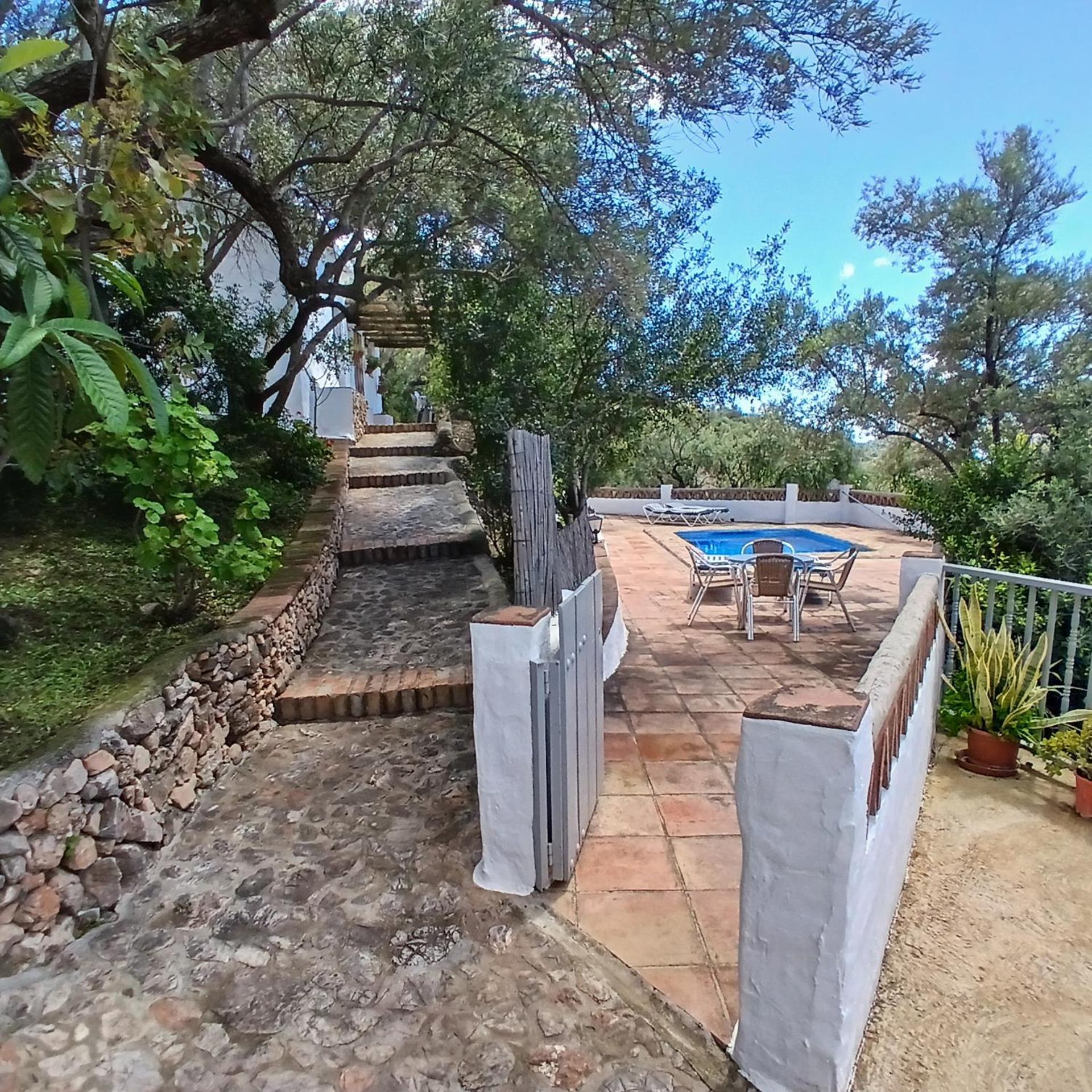 Cortijo Tipico Andaluz En La Sierra Cerca De Frigiliana De Nerja Y De Las Playas Exterior foto